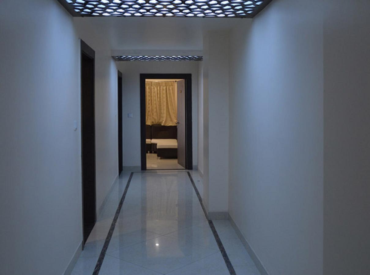 Hotel Ab Palace Jamshedpur Exteriör bild